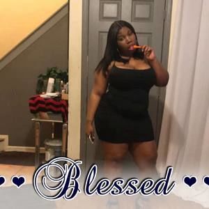 Meet your Posher, Taya